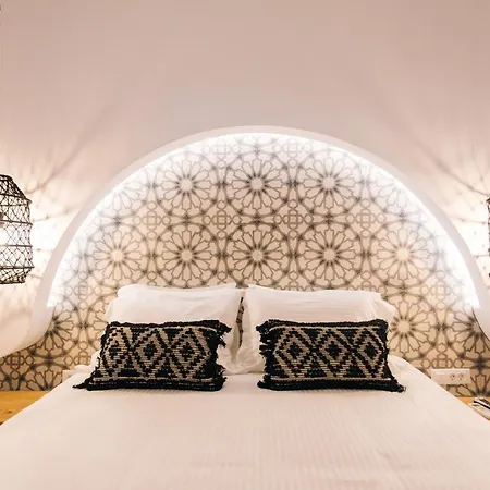Amer Santorini With Outdoor Hot Tub Vakantiehuis