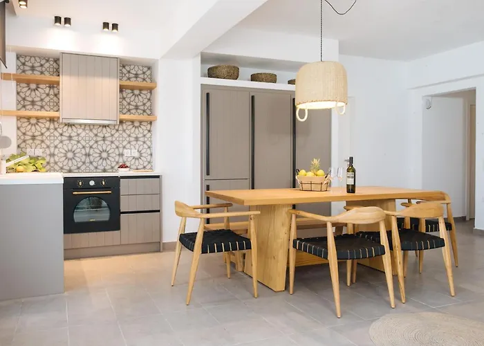 Amer Santorini With Outdoor Hot Tub * Vóthon