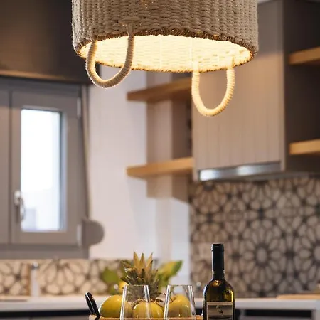 펜션 Amer Santorini With Outdoor Hot Tub Vóthon