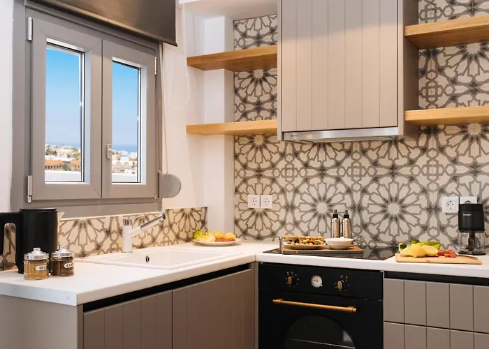 Tatil Evi Amer Santorini With Outdoor Hot Tub